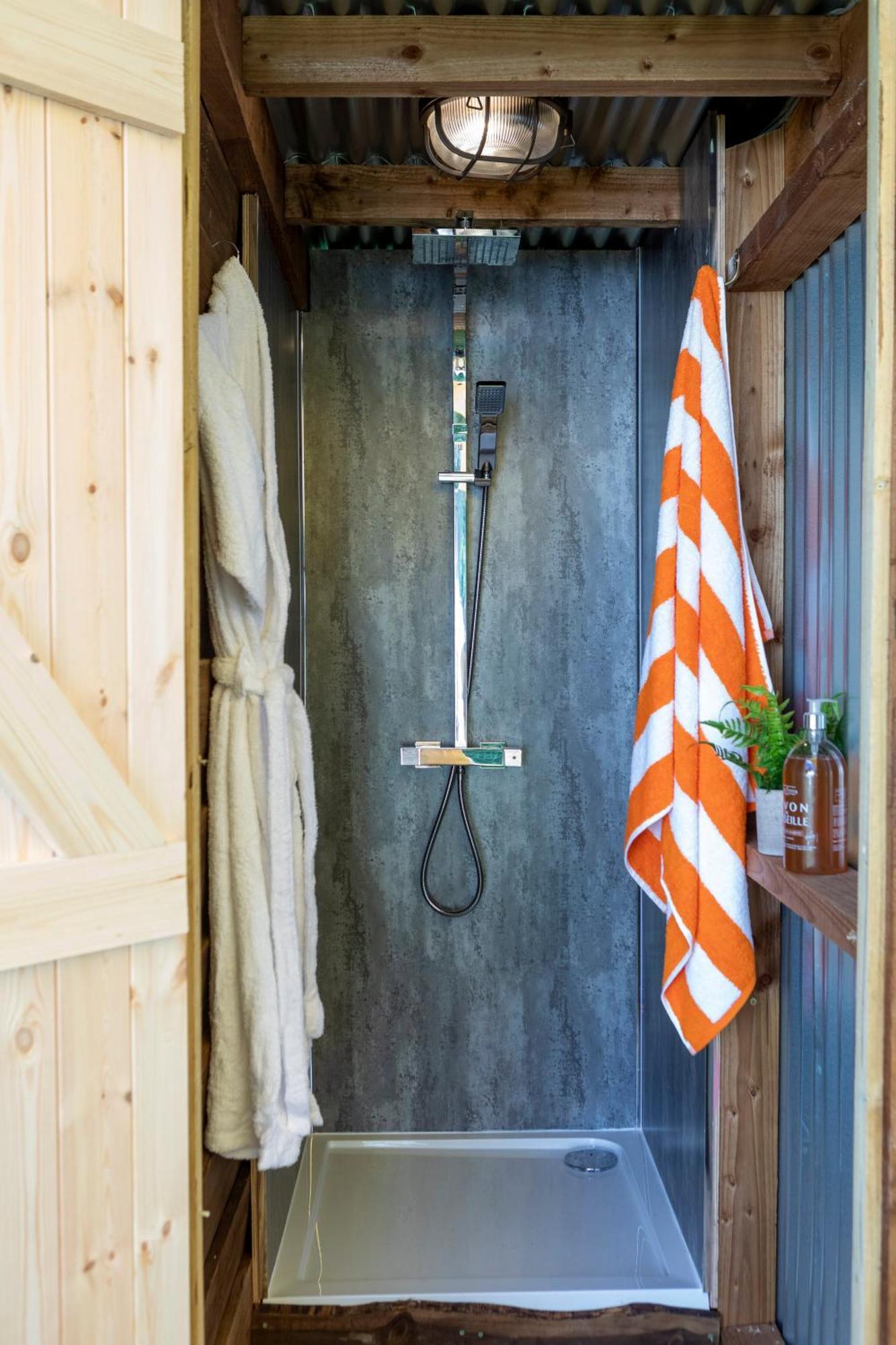 Stargazer Glamping Uk Orion 4-person Ross-on-Wye